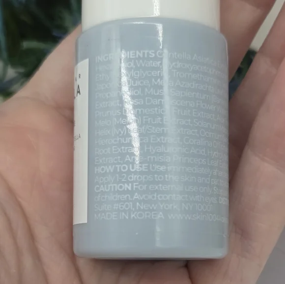 Dr Barbara Sturm Hyaluronic Serum Mini + Skin1004 Madagascar Centella Hyalu-Cica - Picture 13 of 15